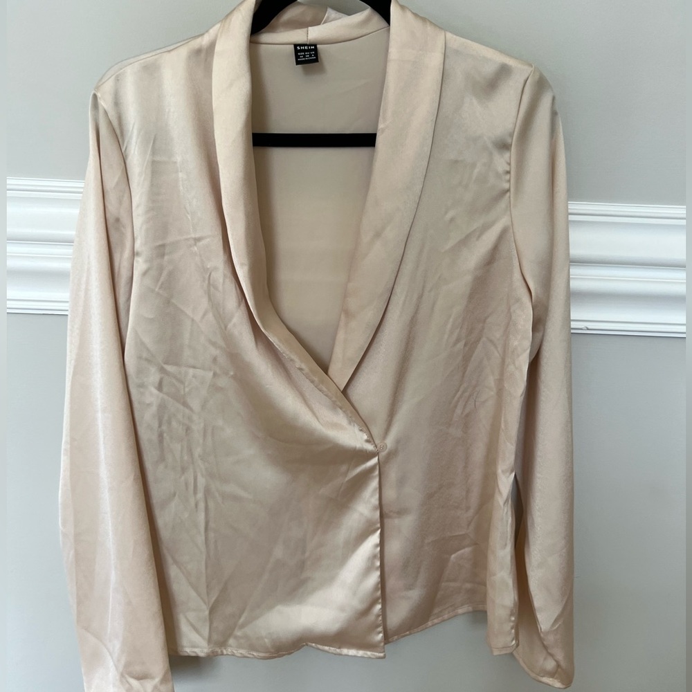 SHEIN Size Medium Cream Blouse